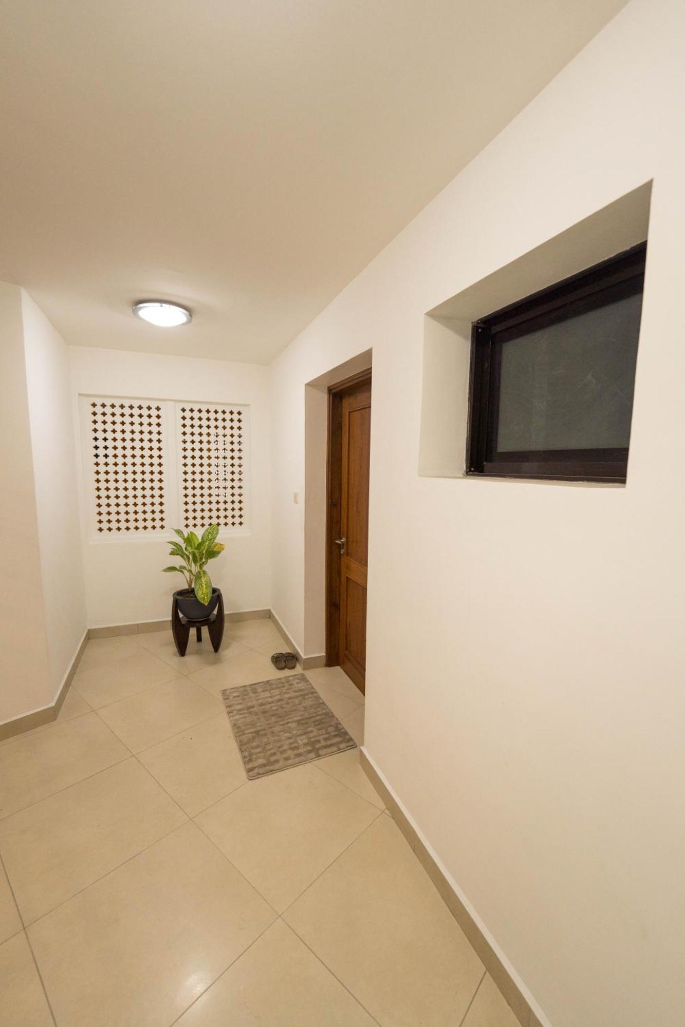Flo's Eco Apartman *
